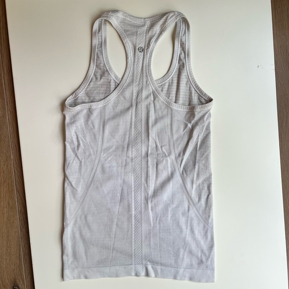 White Lululemon workout top - Picture 2 of 2